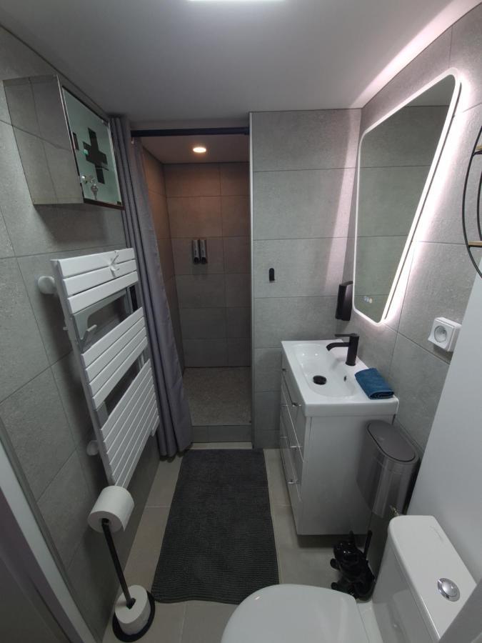 Un Appartement Qui A Du Chien Épernay Eksteriør billede